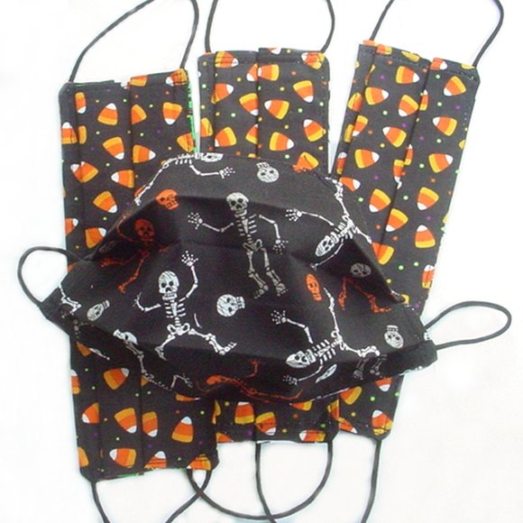 4 HALLOWEEN THEME FACE MASKS PUMPKIN SKULLS GHOSTS HANDMADE 2 LAYERS 100% COTTON - Picture 4 of 4